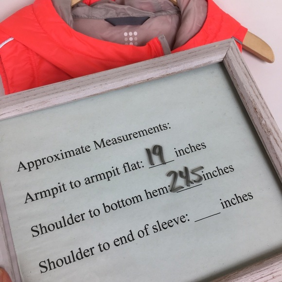 Title Nine Women’s Quilted Vest Hooded Neon Pink Gray Size Small Athletic - Picture 14 of 14